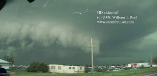 08may29_kearney_ne_tornado_hdv_10.jpg